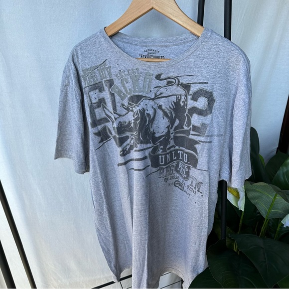 Ecko Unlimited Graphic T Shirt / Size XL - Picture 1 of 4